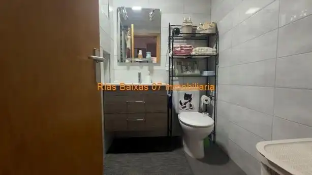 Bathroom of Flat for sale in Lavadores