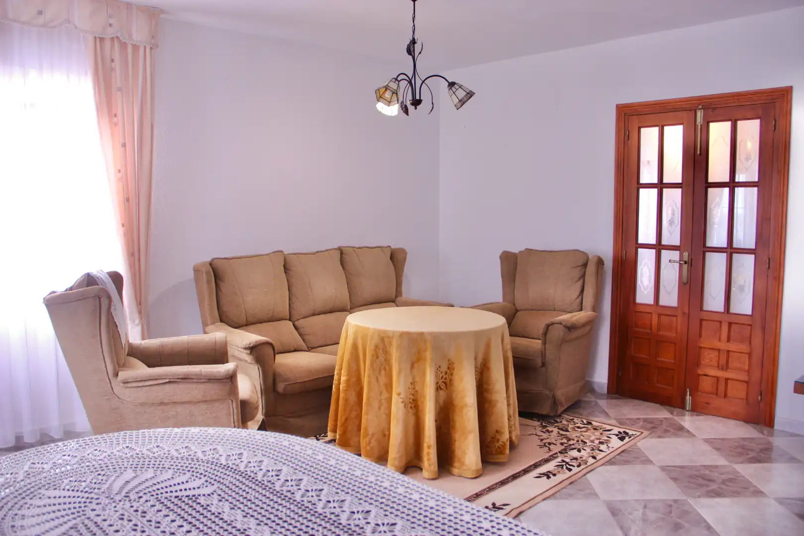 Dormitori de Casa o xalet en venda en Benaocaz amb Jardí privat, Terrassa i Traster