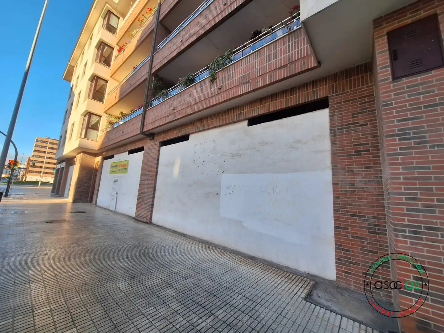 Vista exterior de Local de alquiler en Este