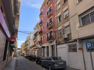 Locale commerciale in affitto a Calle Ricardo Velázquez 1