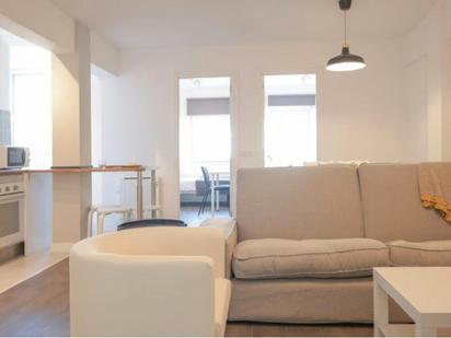 Exterior view of Flat to rent in  Madrid Capital  with Heating, Furnished and Washing machine