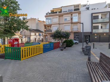 Penthouse with balcony for sale in Maracena