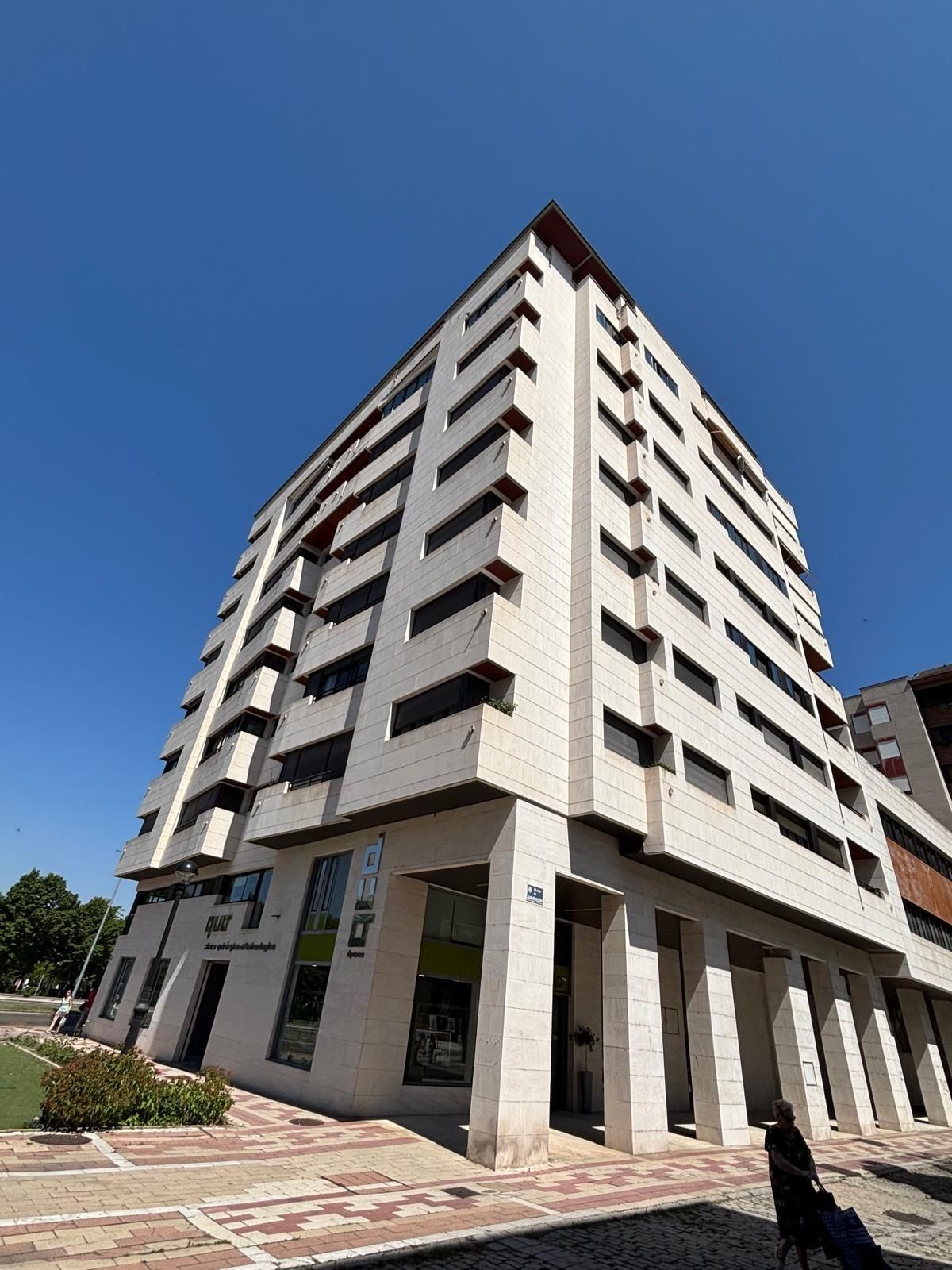 Exterior view of Flat for sale in Valladolid Capital  with Heating and Storage room