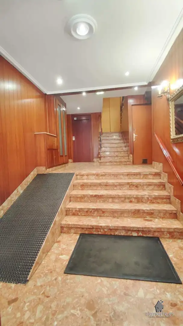 Pis en venda en Langreo amb Traster i Balcó