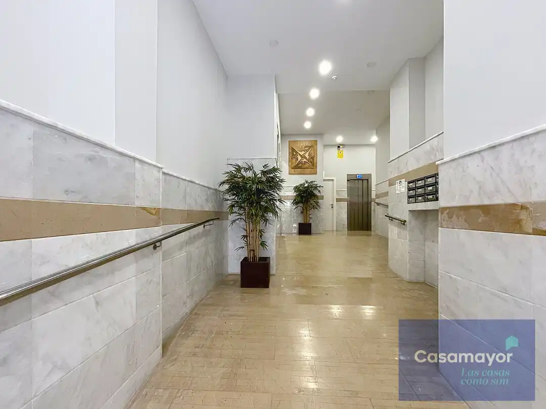 Oficina en venta en Calle General Primo de Rivera, Barrio del Centro