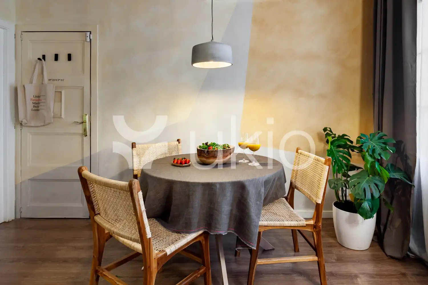 Dining room of Study for rent in Barcelona  with Air Conditioner, Heating and Terrace