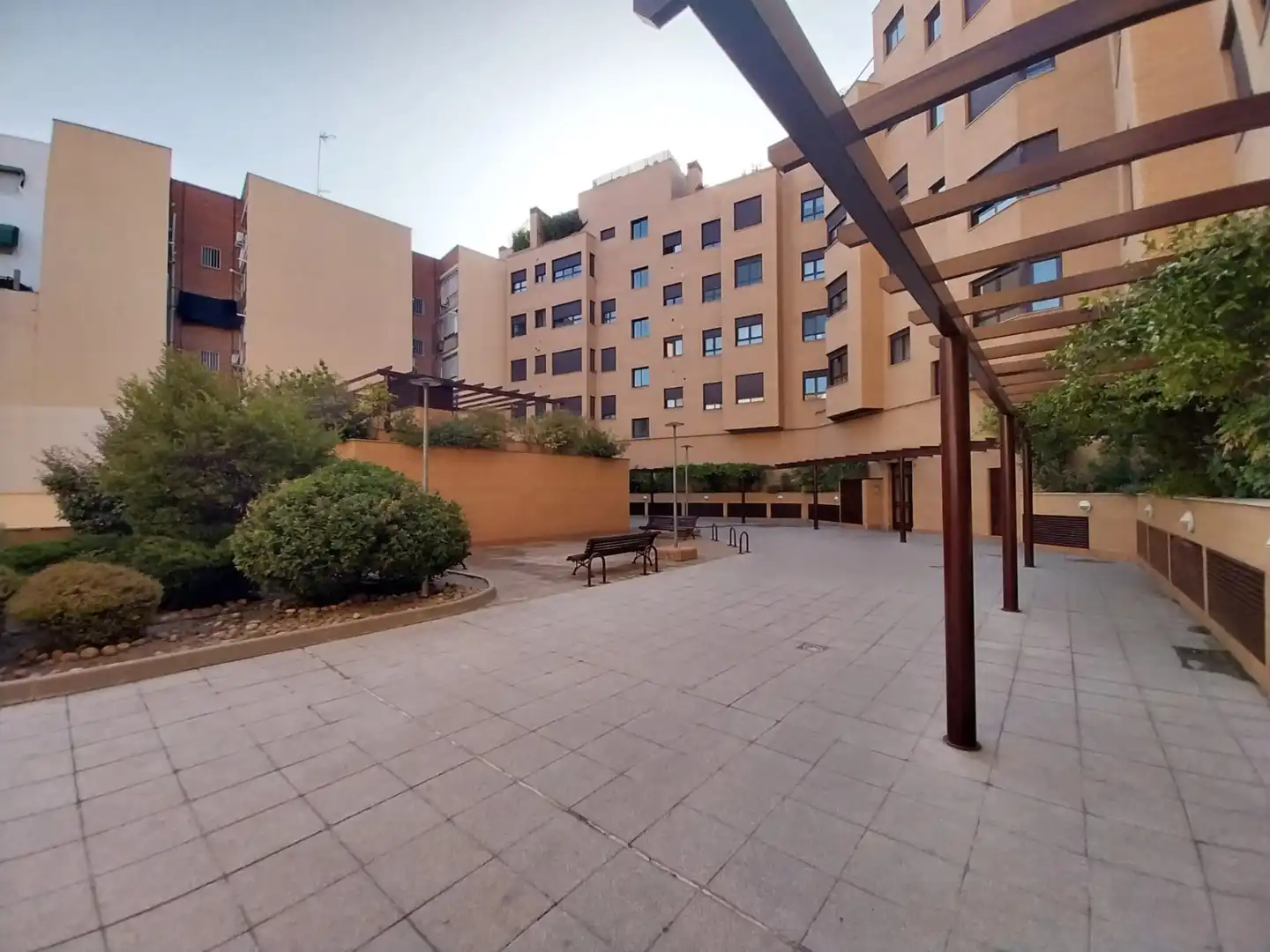 Flat for rent in Paseo de la Chopera, Centro
