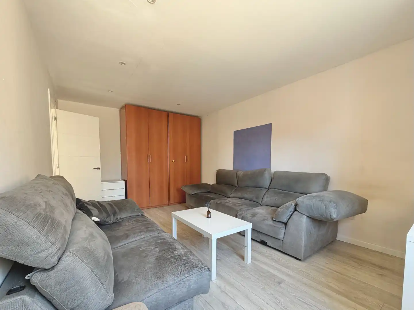 Sala d'estar de Pis en venda en Vilafranca del Penedès amb Aire condicionat, Calefacció i Parquet