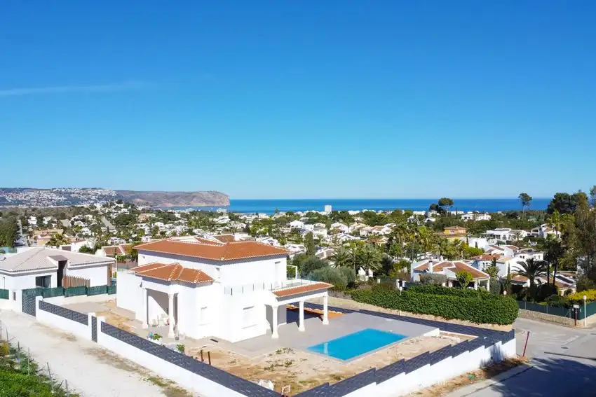 Vista exterior de Casa o xalet en venda en Jávea / Xàbia amb Calefacció, Terrassa i Piscina