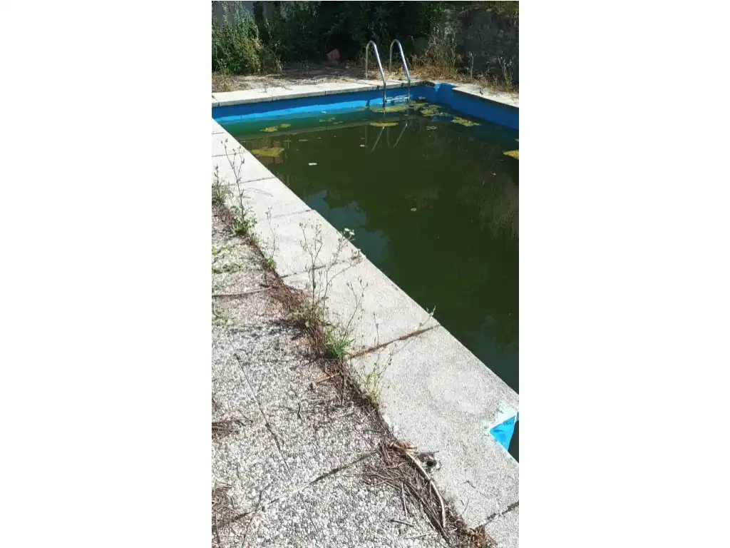 Piscina de Finca rústica en venda en San Esteban del Valle
