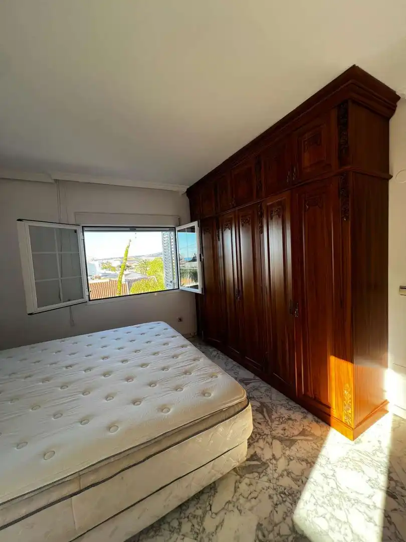 Dormitori de Casa o xalet en venda en Vélez-Málaga amb Terrassa, Traster i Alarma