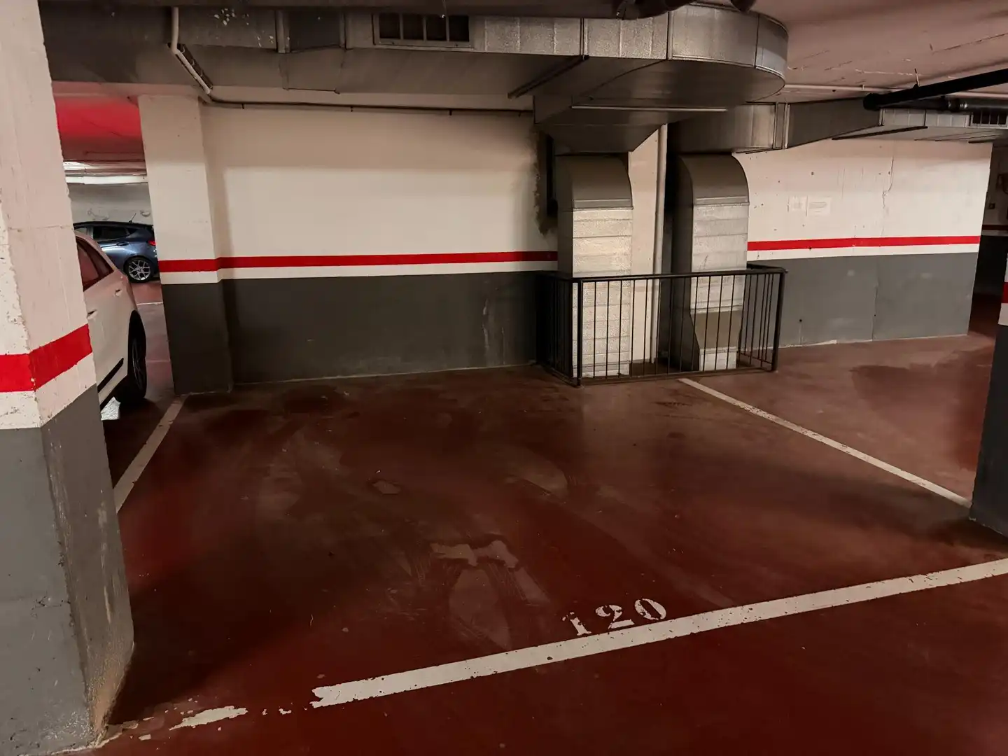 Parkplatz von Garage zur Miete in Calella