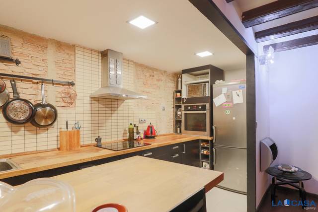 Piso en Venta en Carrer de Sant Antoni Abat en El Raval