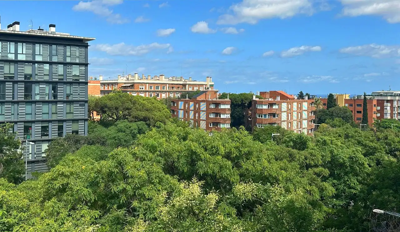 Vista exterior de Piso en venta en Barcelona con Aire acondicionado, Parquet y Terraza