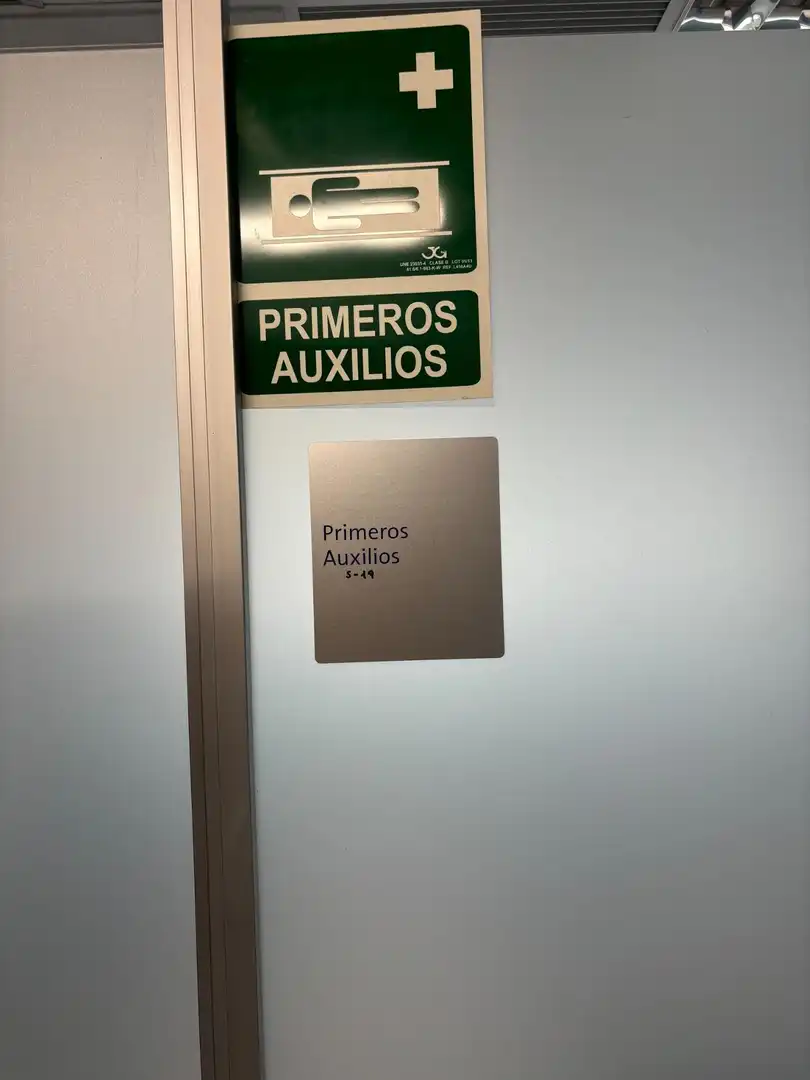 Immobles singulars amb ascensor en venda a Avenida Avenida Ramón y Cajal, imagen 38