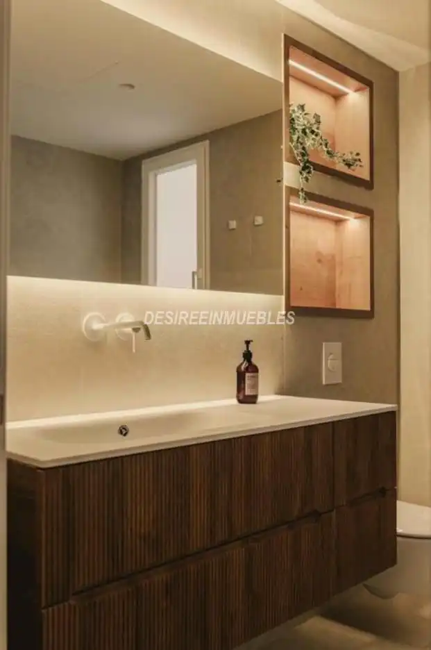 Appartamento con terrazza in vendita a Carrer de Ciril Amorós, imagen 6