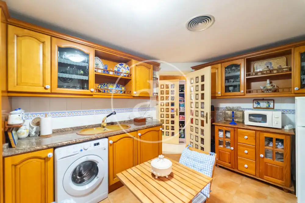 Kitchen of Houses for sale in Golf Bahía