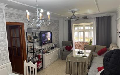 Living room of Flat for sale in Sanlúcar de Barrameda  with Air Conditioner, Heating and Private garden