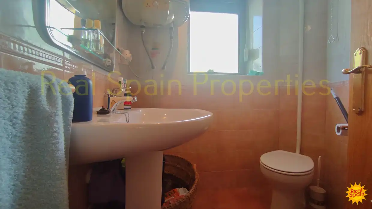 Baño de Casa adosada en venta en María con Terraza, Balcón y Internet