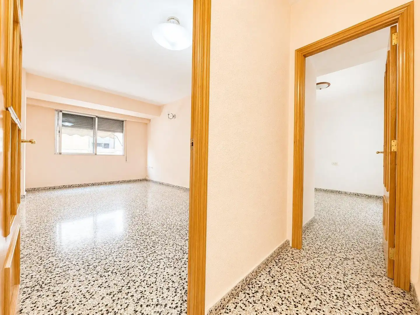 Piso en venta en Meliana con Terraza, Trastero y Balcón