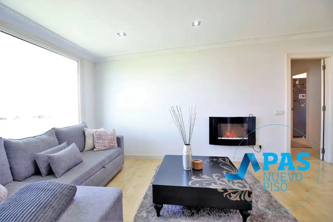 Living room of Houses for sale in Santander  with Heating, Private garden and Terrace