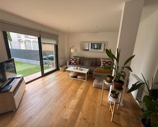 Sala d'estar de Pis de lloguer en  Barcelona Capital amb Aire condicionat, Calefacció i Jardí privat