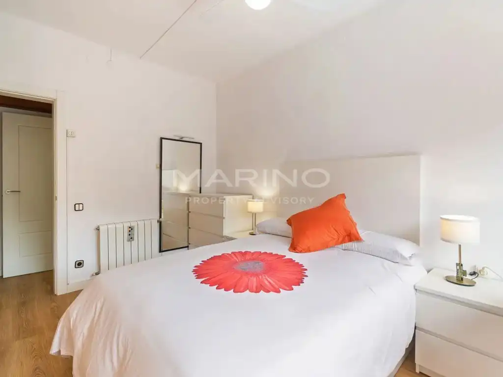 Habitación de Piso en venta en Barcelona con Balcón