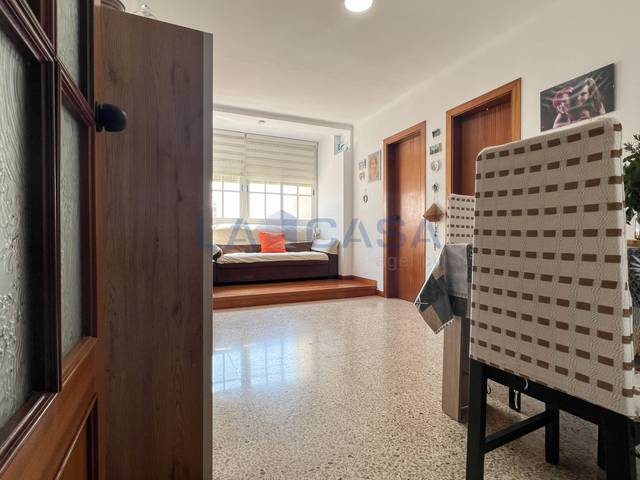 Piso en Venta en Carrer de les Aigües del Llobregat en La Florida