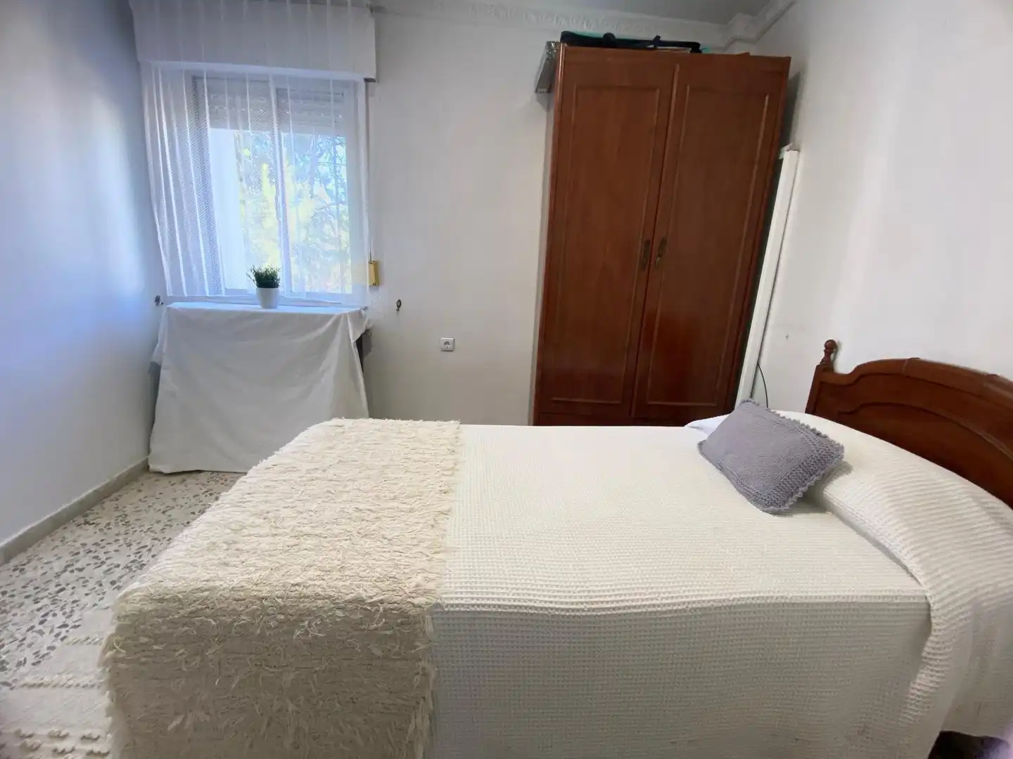 Habitación de Piso en venta en Sanlúcar de Barrameda con Aire acondicionado y Balcón