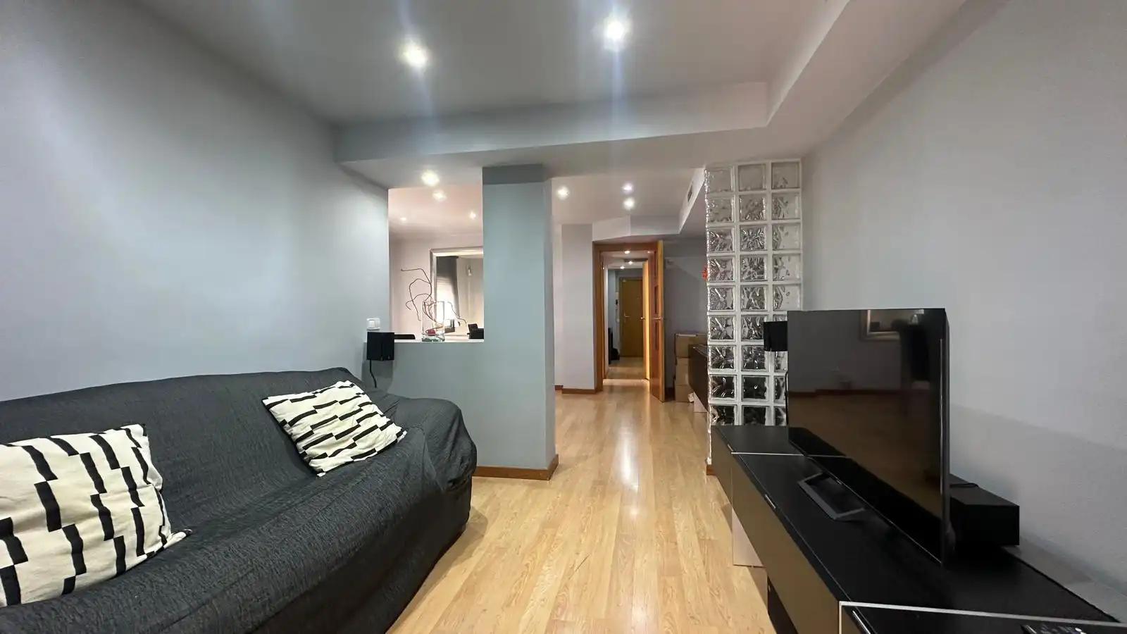 Flat for sale in Badalona  with Air Conditioner, Heating and Parquet flooring
