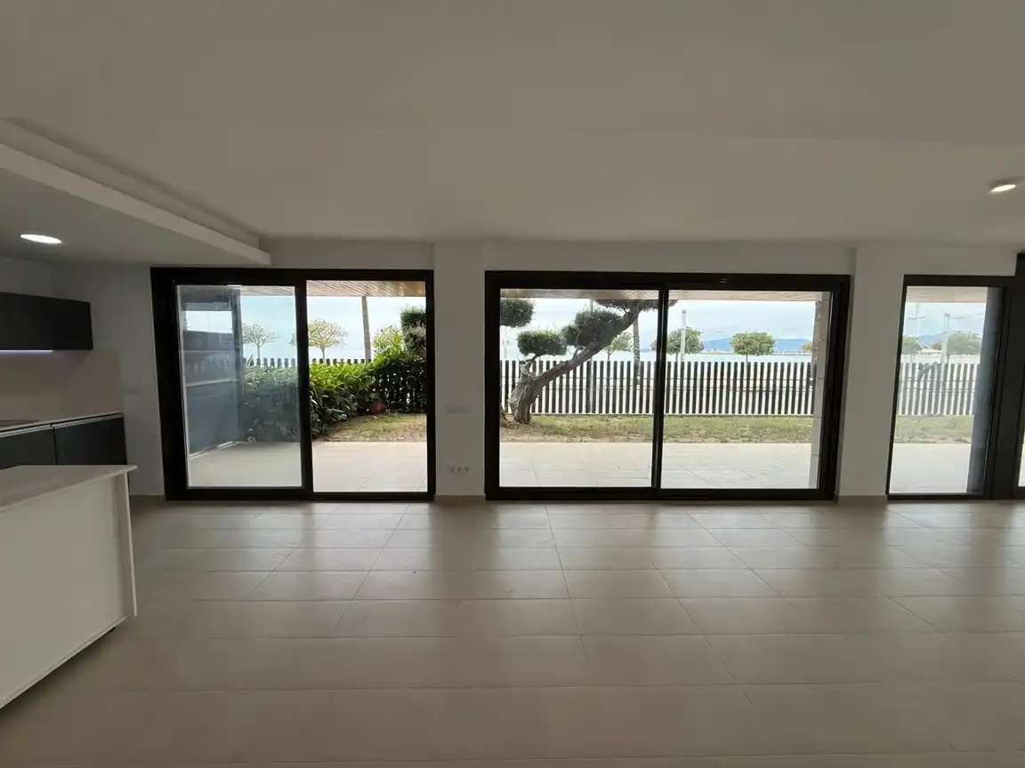 Wohnzimmer von Wohnung zum Verkauf in Cambrils mit Klimaanlage, Heizung und Parkett