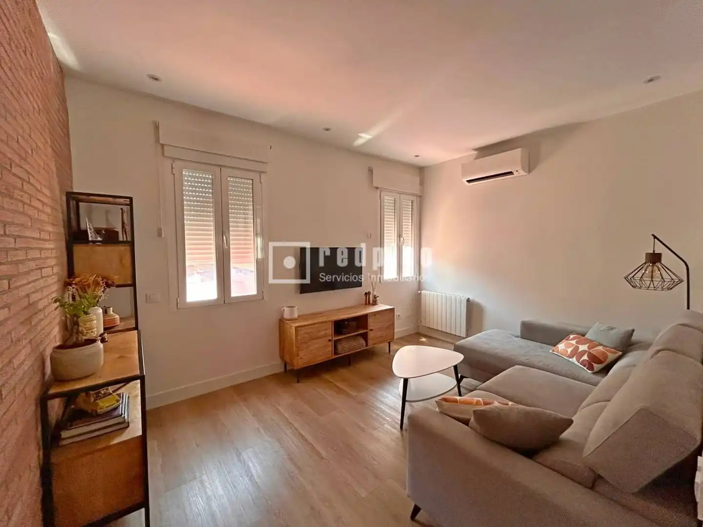 Sala d'estar de Pis en venda en Madrid amb Aire condicionat i Calefacció