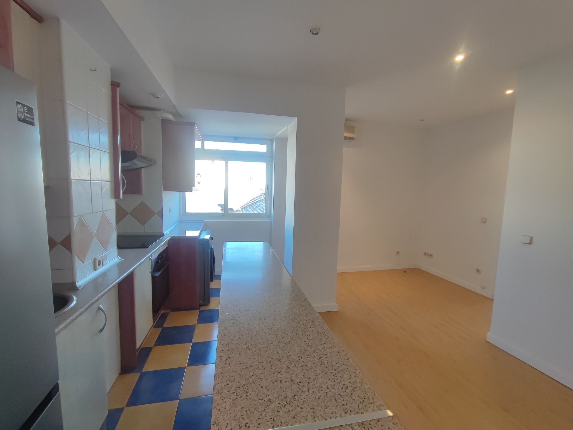 Kitchen of Apartment to rent in  Madrid Capital  with Air Conditioner, Heating and Oven