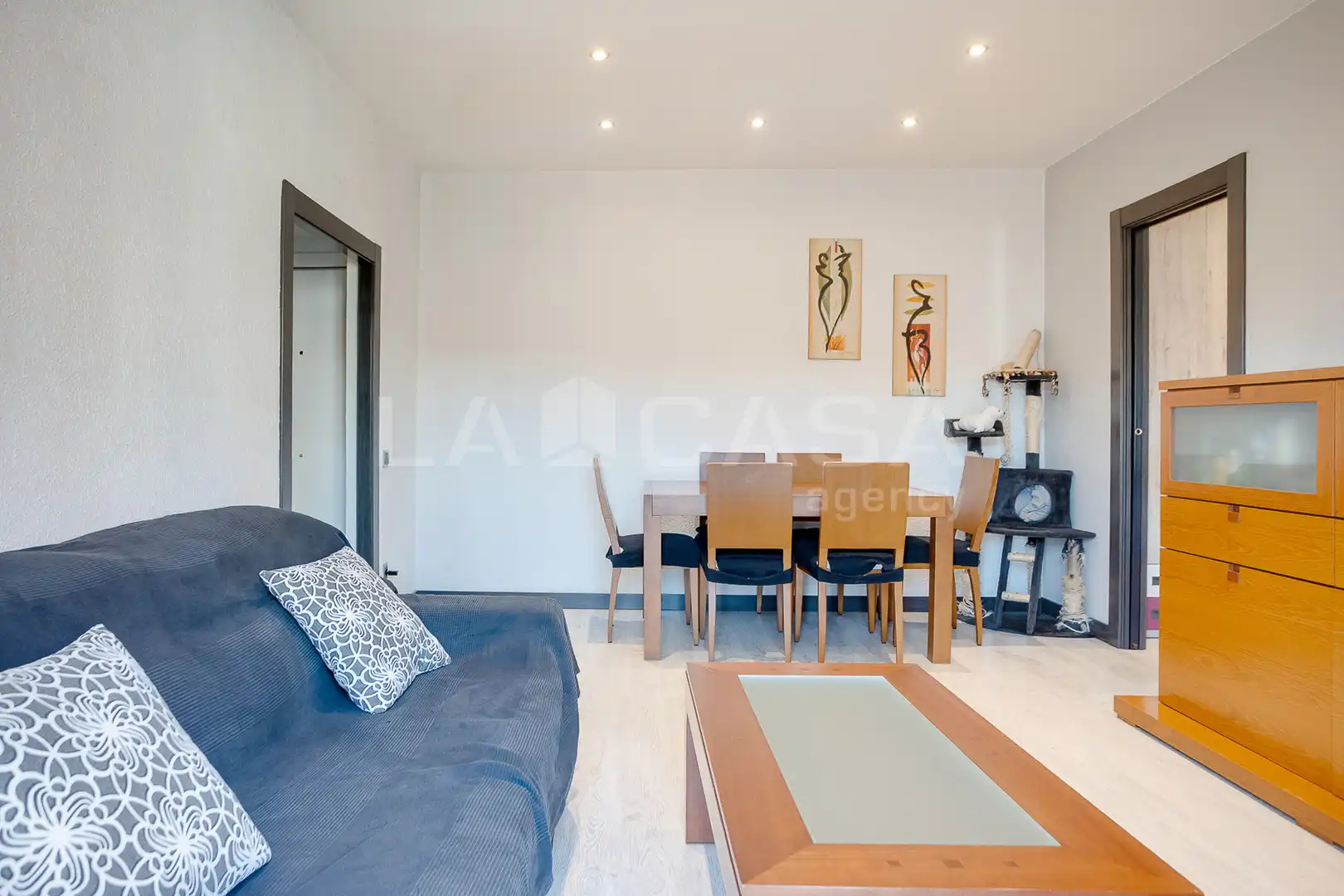 Vista exterior de Pis en venda en  Barcelona Capital amb Calefacció i Balcó