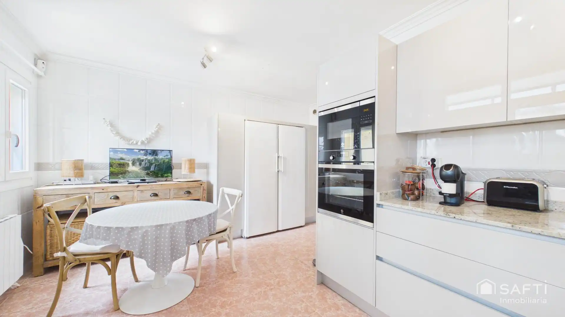 Cuina de Àtic en venda en  Palma de Mallorca amb Aire condicionat, Terrassa i Balcó