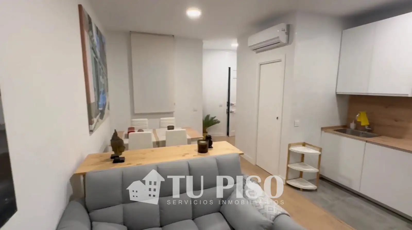 Sala d'estar de Pis en venda en Madrid amb Aire condicionat i Calefacció