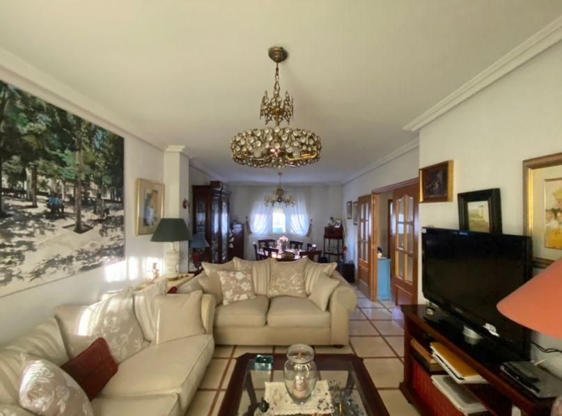 Casa o xalet en venda a Calle CASTILLO DE CARACUEL, Los Rosales