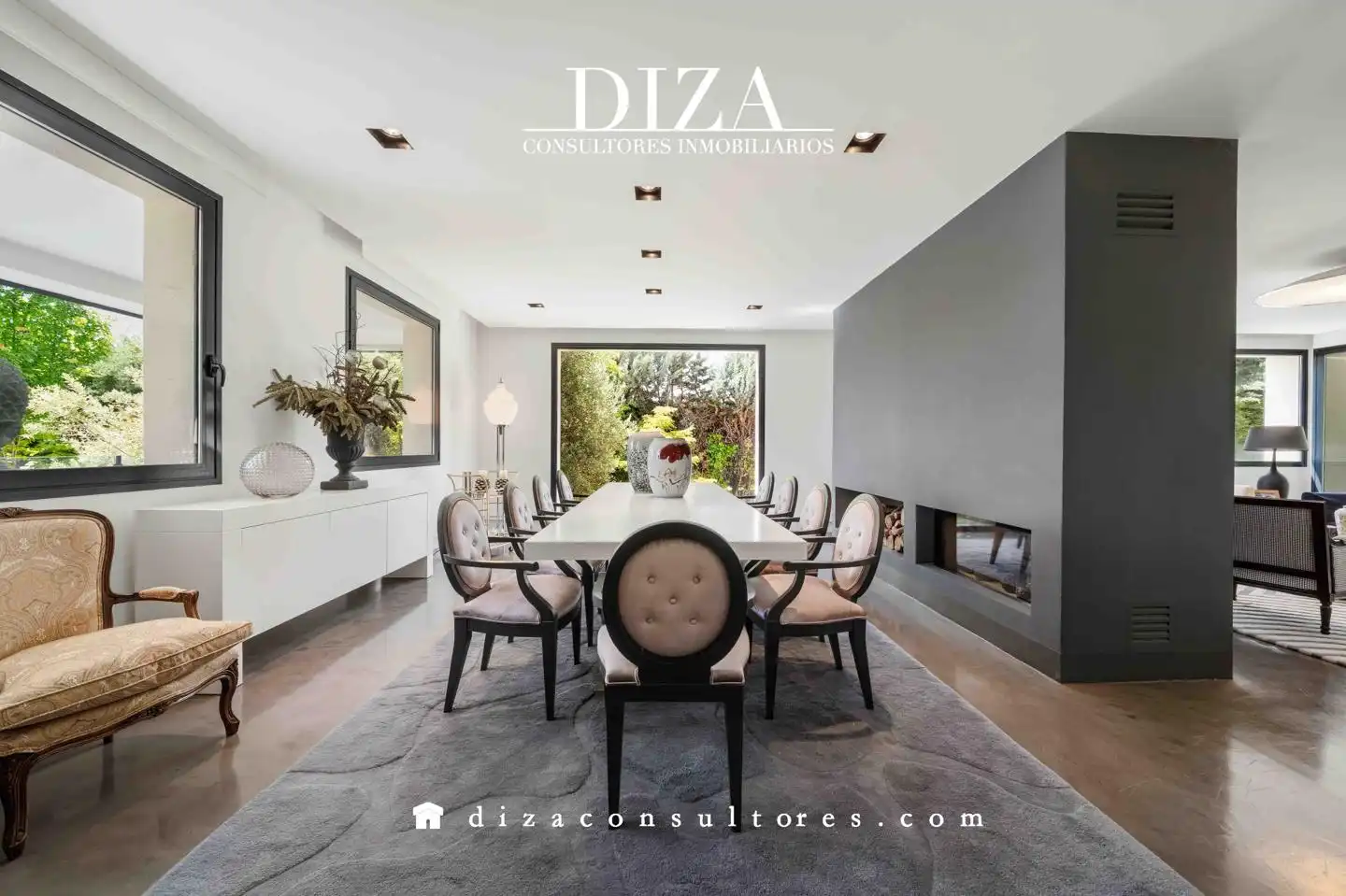 Comedor de Casa o chalet en venta en Boadilla del Monte con Aire acondicionado, Calefacción y Jardín privado