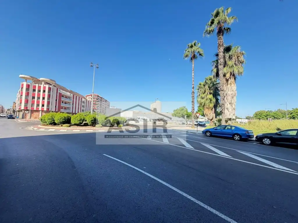 Vista exterior de Residencial en venda en Alzira