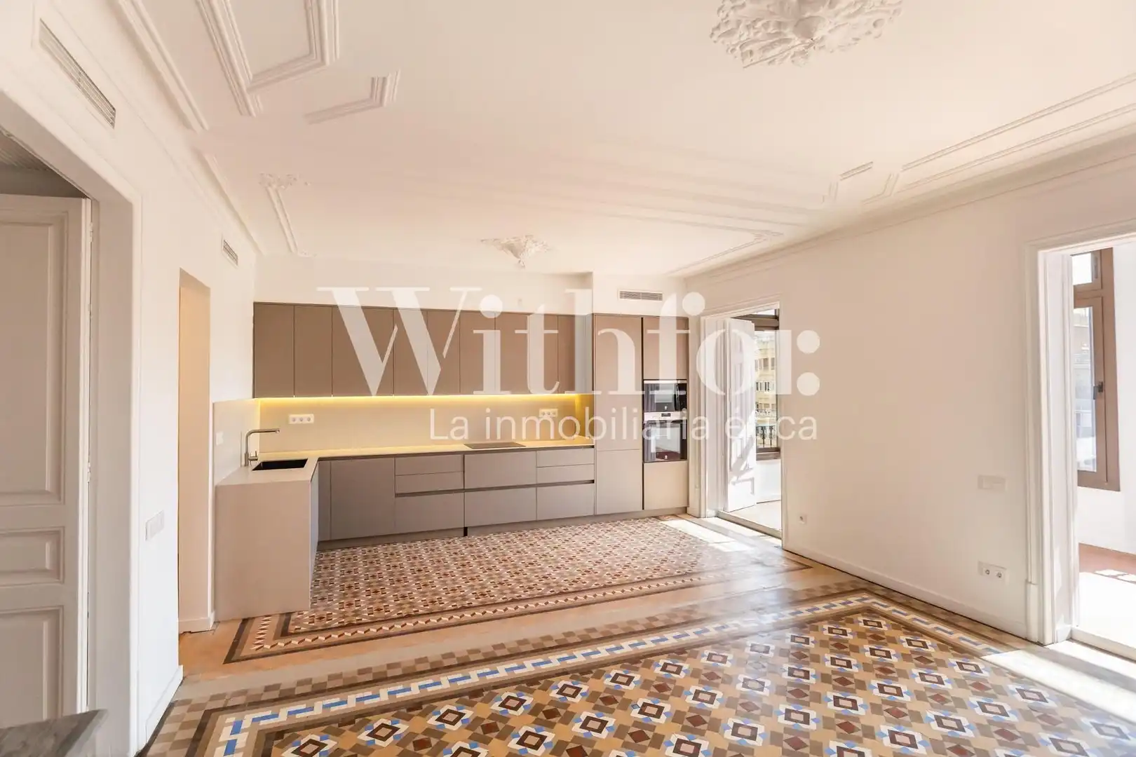 Appartamento con terrazza in affitto a Carrer de València, imagen 15