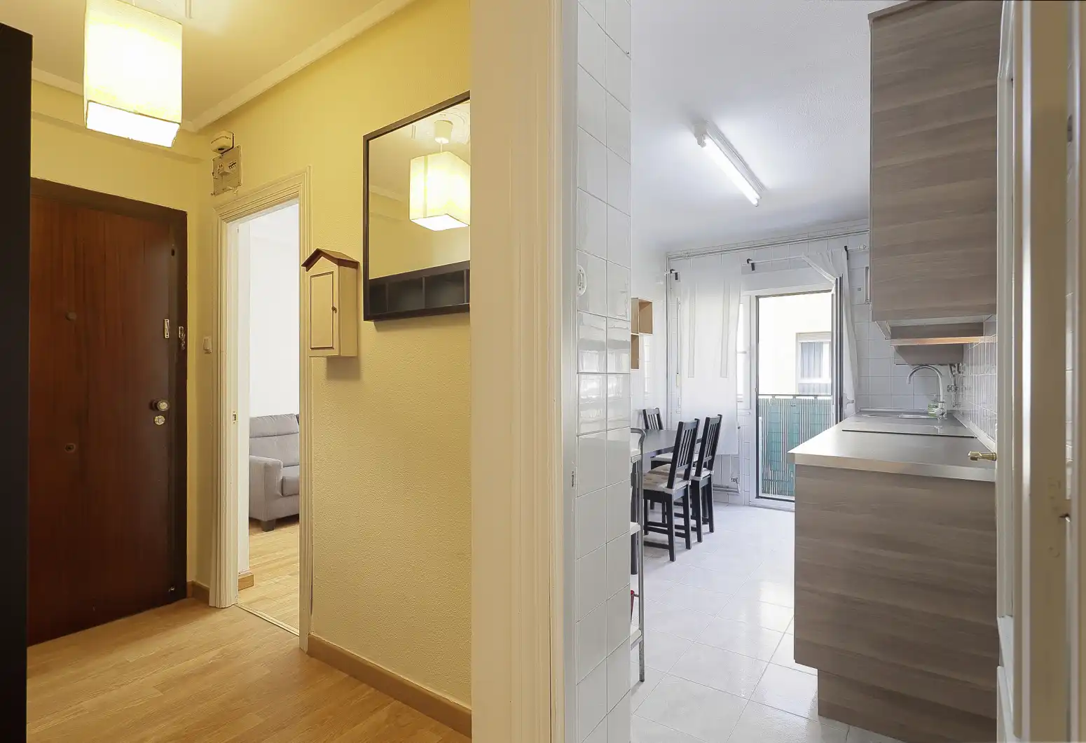 Piso en venta en Gijón  con Calefacción, Terraza y Amueblado