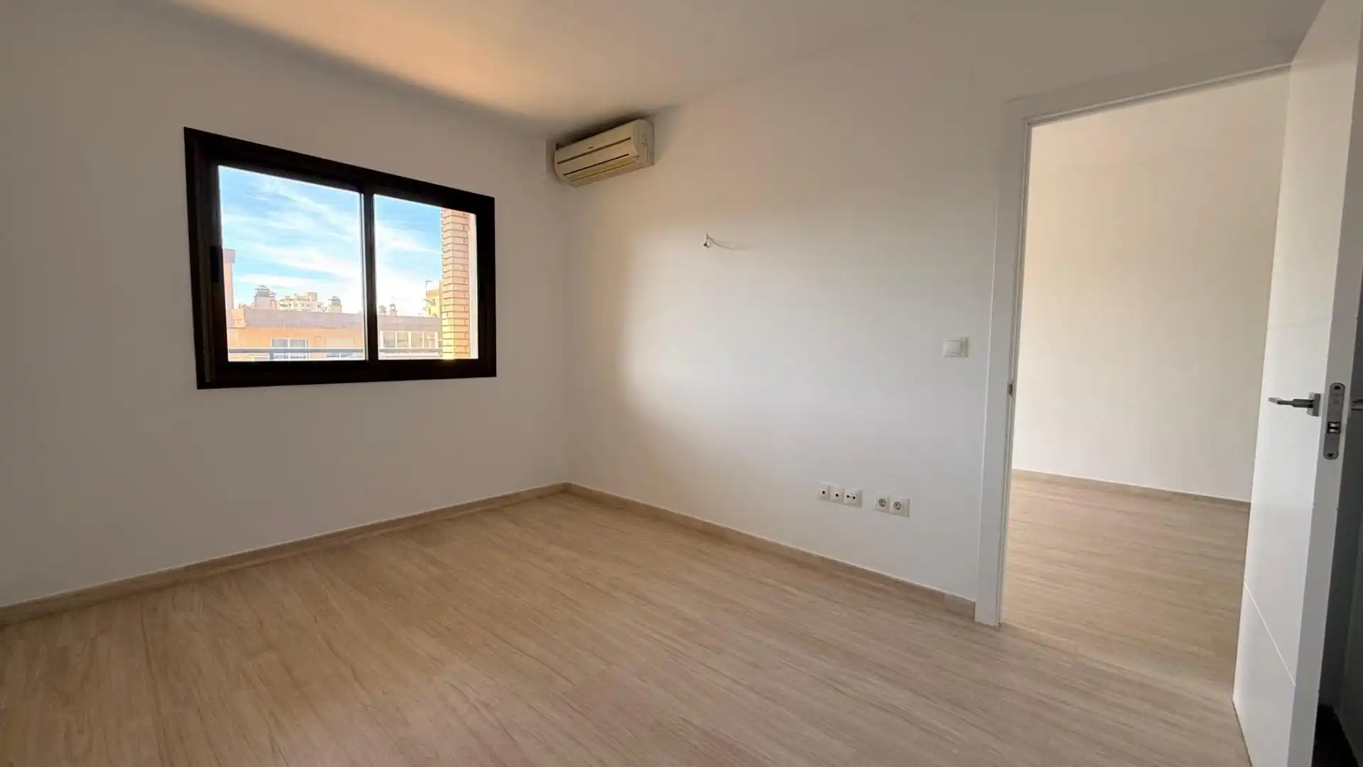 Apartamento con piscina en venta en Playa de los Boliches, imagen 10