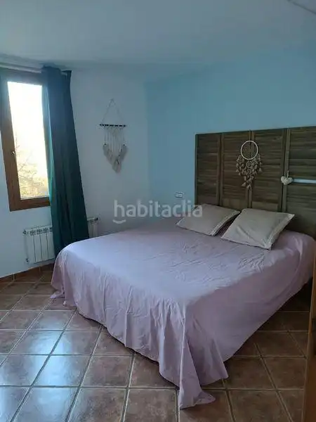 Schlafzimmer von Country house zum Verkauf in Porqueres mit Heizung, Privatgarten und Ofen