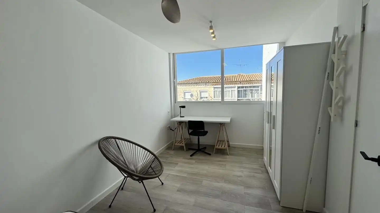 Flat for rent in Calle Calle Segovia, Barrio de Zaidín