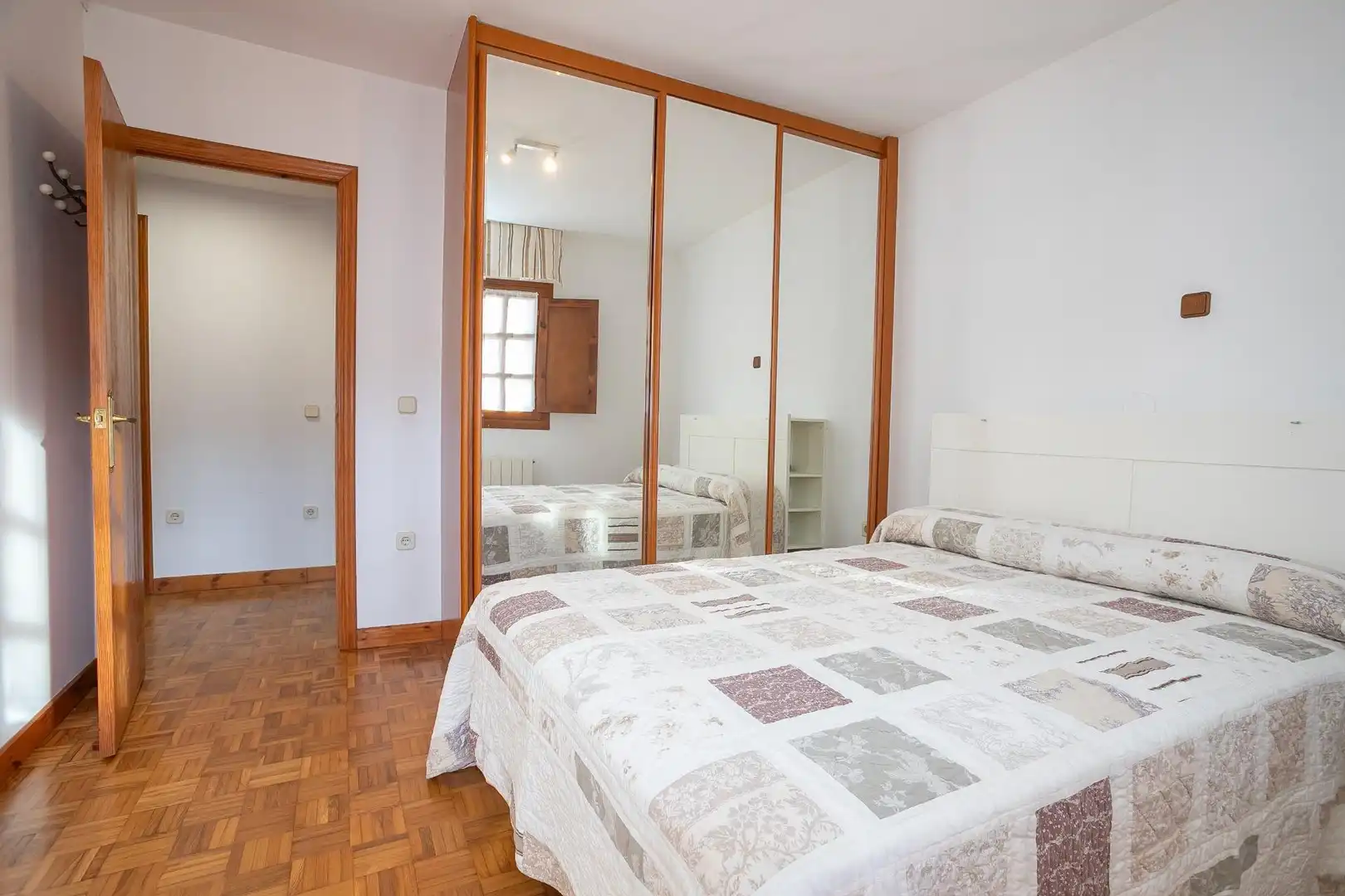 Schlafzimmer von Wohnung zum Verkauf in Val de San Vicente  mit Heizung
