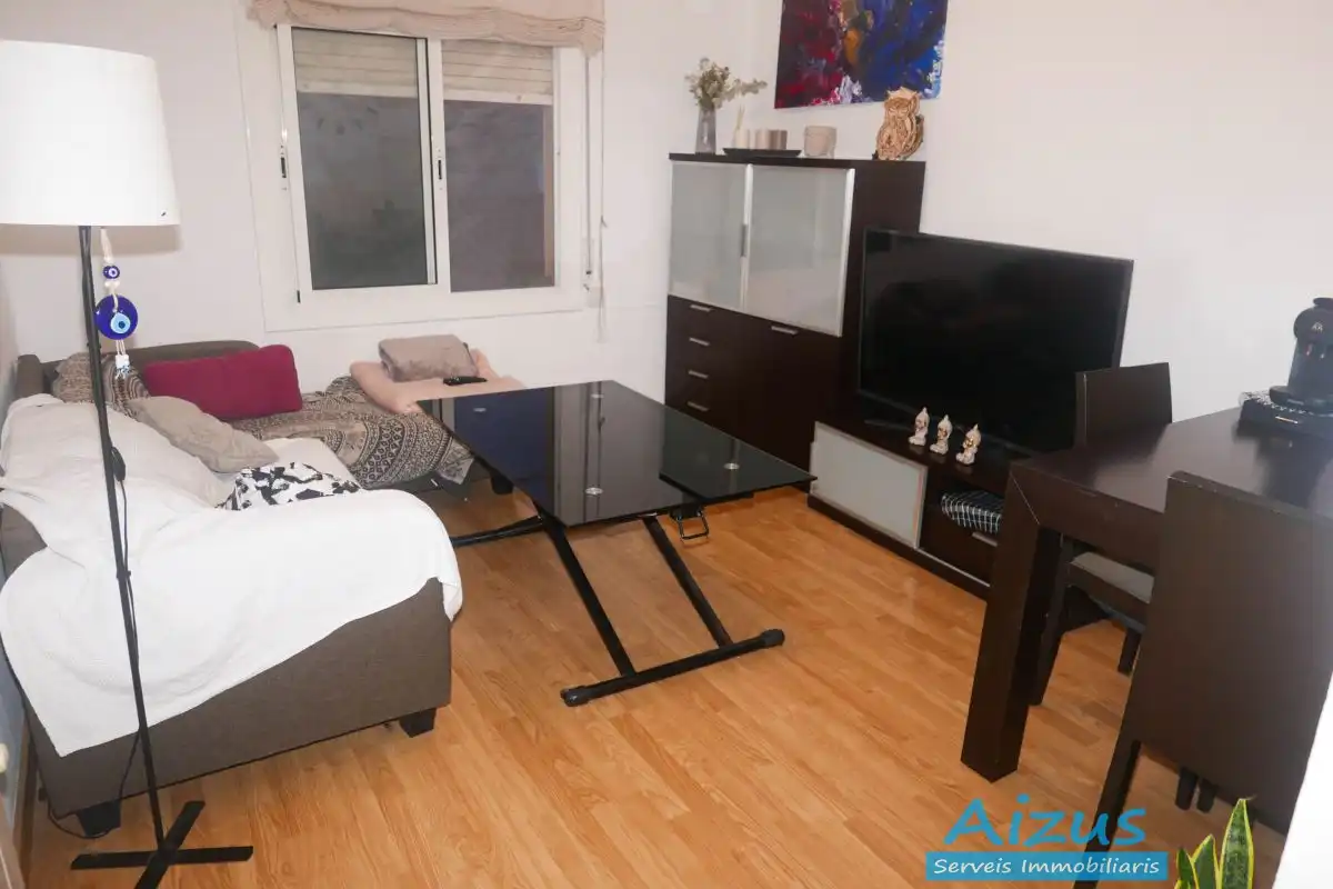 Living room of Flat for sale in Ripollet  with Air Conditioner, Heating and Oven