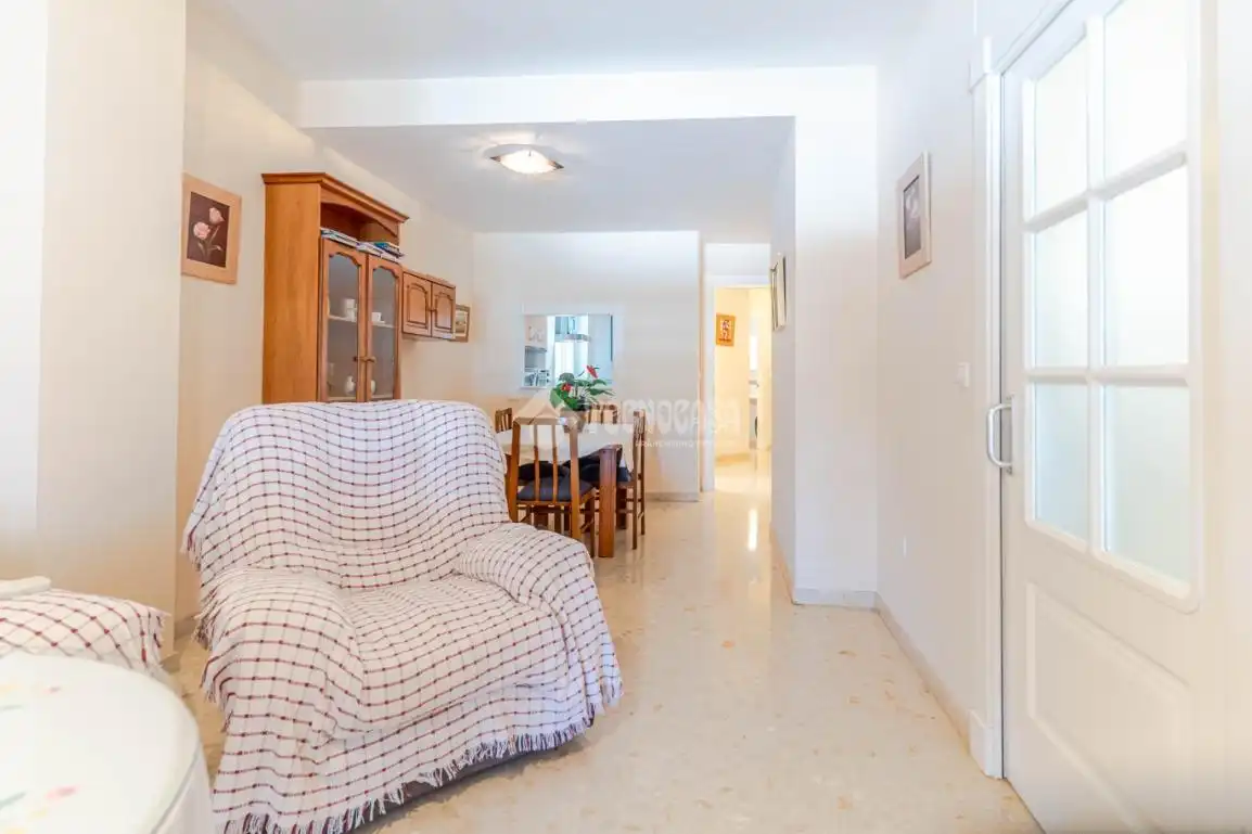 Piso en venta en La Zubia con Terraza