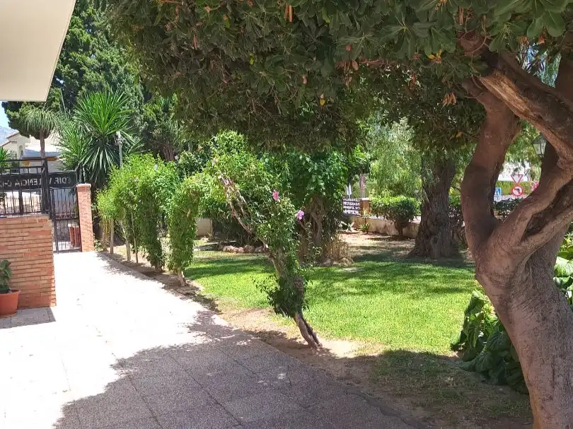 Jardín de Piso en venta en Fuengirola con Jardín privado, Terraza y Balcón