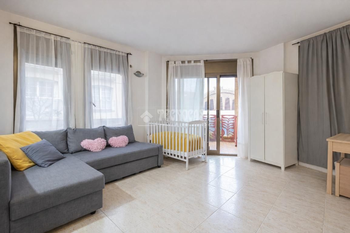 Dormitori de Pis en venda en Sant Cugat del Vallès amb Terrassa i Balcó