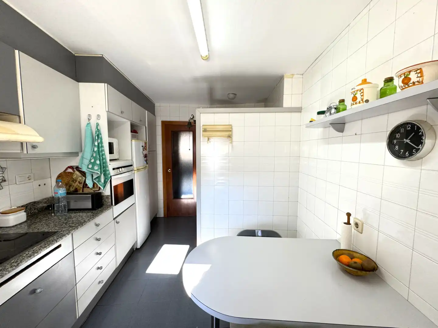 Cocina de Piso en venta en Terrassa con Aire acondicionado, Calefacción y Amueblado